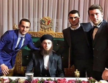 Στα... χνάρια του Ερντογάν - Ο cult γάμος παίκτη της Οσμανλισπόρ με γενίτσαρους και οθωμανικά εμβατήρια (φωτό, βίντεο)